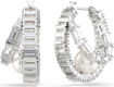 Swarovski øredobber Ariana Grande x Swarovski hoop earrings Crystal pearl, Baguette cut, White, Rhodium plated - 5720868